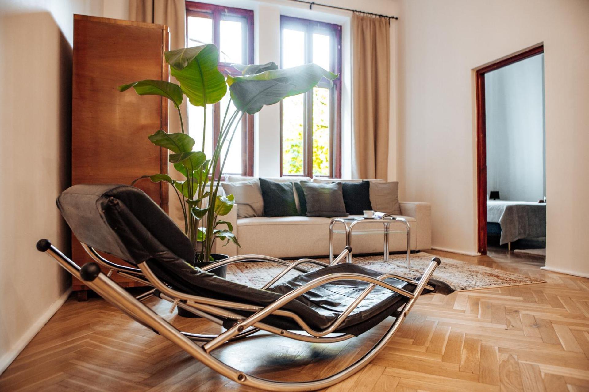 Appartamento Oomph Vintage 2Br Gem Steps From Politechnika Varsavia Esterno foto
